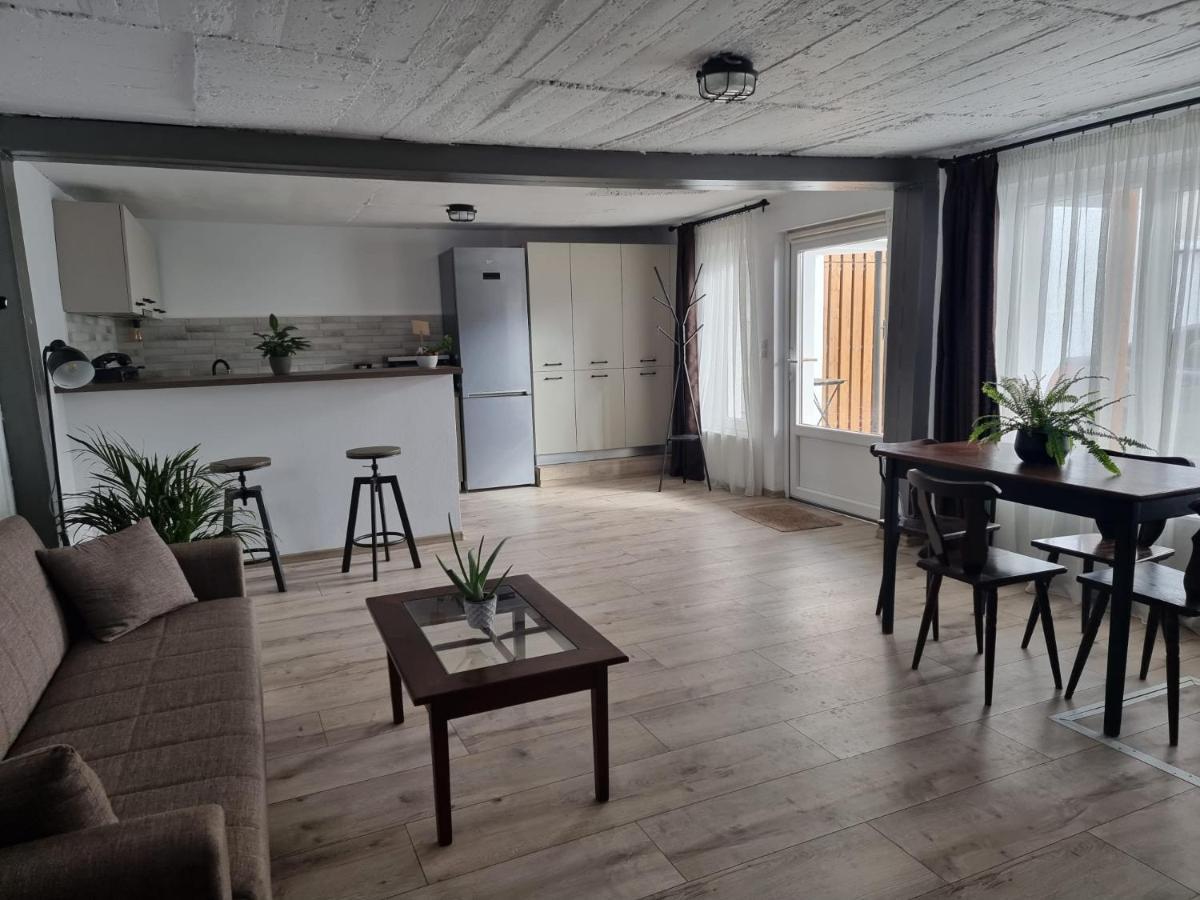 Apartamento The Cozy Bunker Sibiu Exterior foto